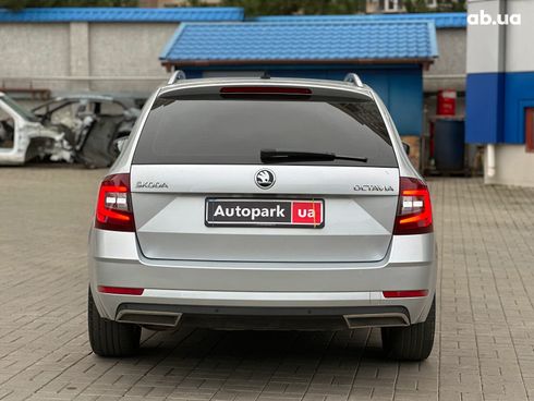 Skoda Octavia 2018 серый - фото 5