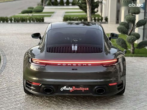 Porsche 911 2019 - фото 19