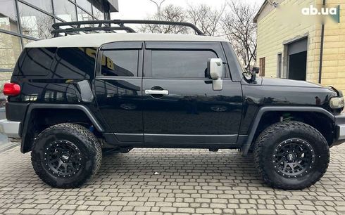 Toyota FJ Cruiser 2008 - фото 8