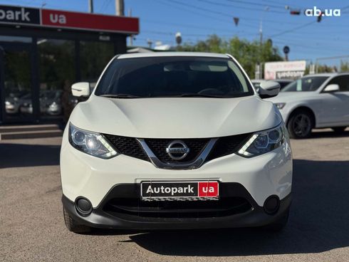 Nissan Qashqai 2017 белый - фото 3