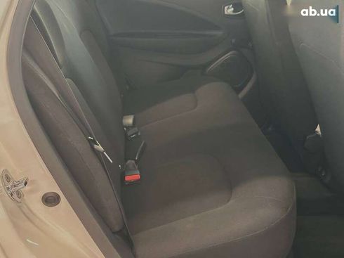 Renault Zoe 2020 - фото 17