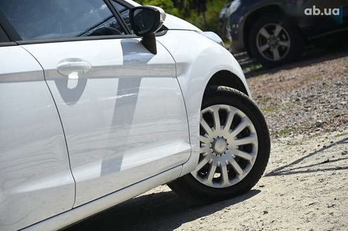 Ford Fiesta 2017 - фото 14