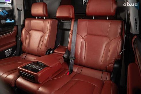 Lexus LX 2016 - фото 15