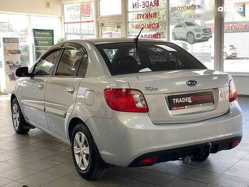 Kia Rio 2010 - фото 13