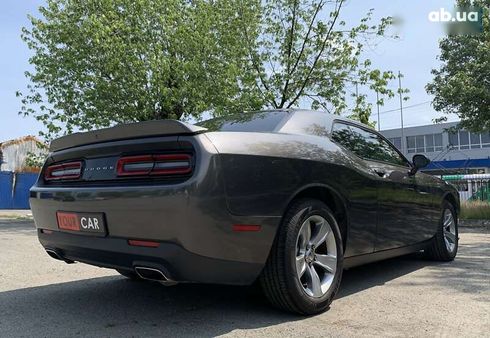 Dodge Challenger 2020 - фото 21
