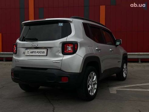 Jeep Renegade 2016 - фото 5