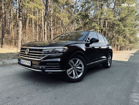 Volkswagen Touareg 2018 коричневый - фото 19