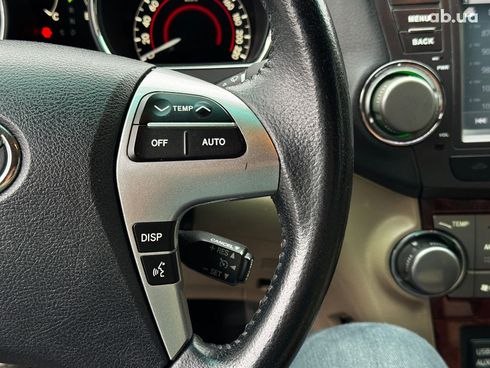 Toyota Highlander 2012 черный - фото 19
