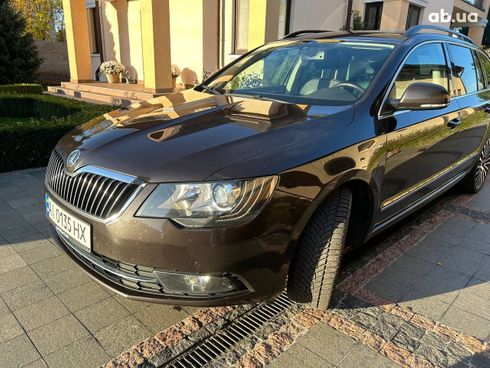 Skoda Superb 2013 - фото 20