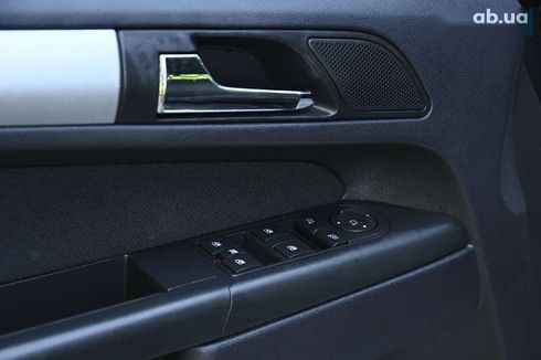Opel Zafira 2010 - фото 18