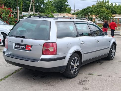 Volkswagen Passat 2002 серый - фото 7