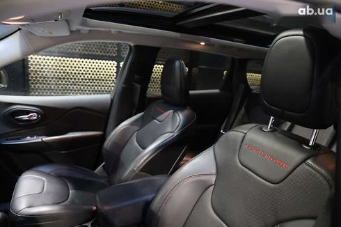 Jeep Cherokee 2019 - фото 27