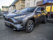 Продаж вживаних Toyota RAV4 2021 року - купити на Автобазарі