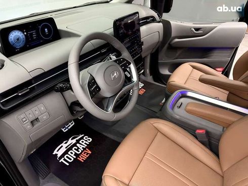 Hyundai Staria 2025 - фото 25