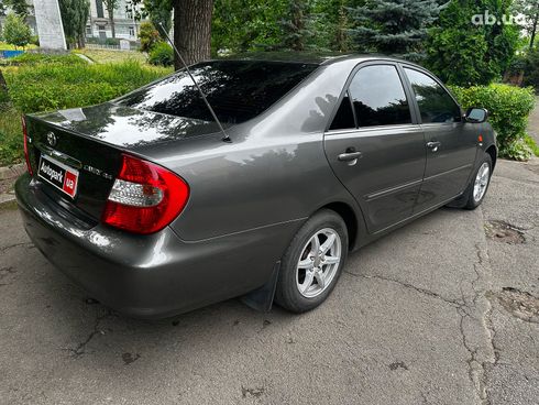 Toyota Camry 2003 серый - фото 5