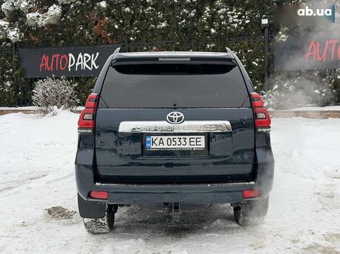 Toyota Land Cruiser Prado 2019 - фото 13