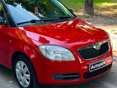 Skoda Roomster 2008 красный - фото 4
