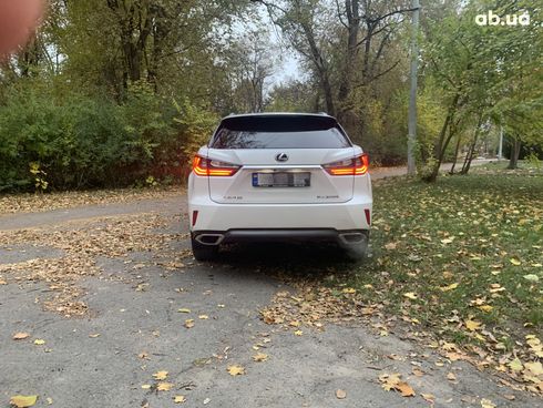 Lexus RX 2017 белый - фото 7