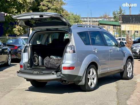 Mitsubishi Outlander XL 2008 серый - фото 17