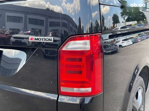 Volkswagen Multivan 2019 - фото 12