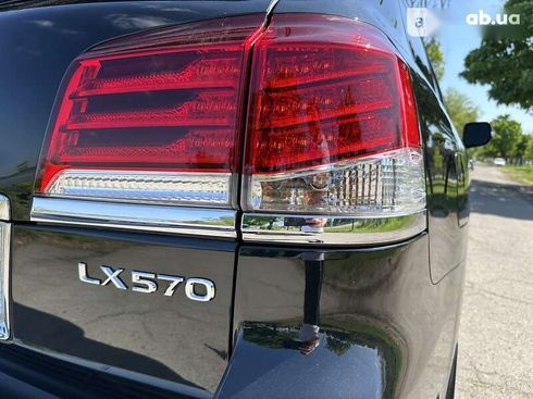 Lexus LX 2012 - фото 16
