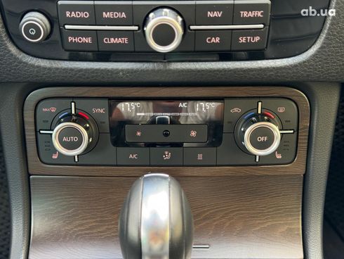 Volkswagen Touareg 2014 черный - фото 35
