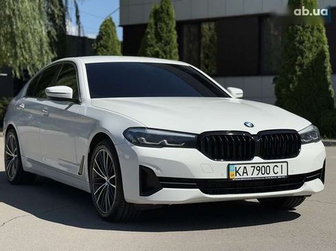 BMW 5 серия 2020 - фото 24