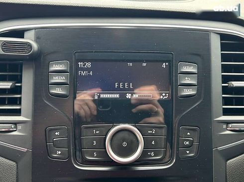 Renault Megane 2019 - фото 23