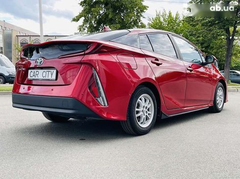 Toyota Prius 2016 - фото 6