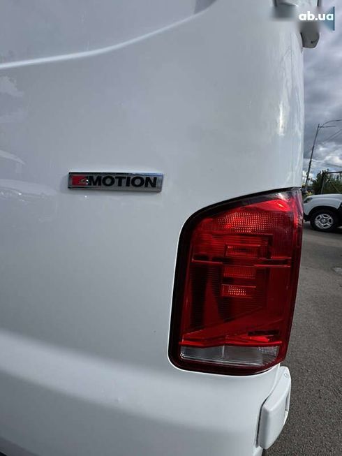 Volkswagen Transporter 2021 - фото 12
