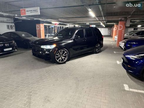 BMW X7 2021 - фото 13