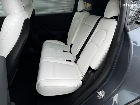 Tesla Model Y 2023 серый - фото 71