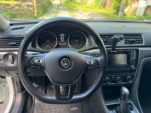 Volkswagen passat b7 2016 белый - фото 25