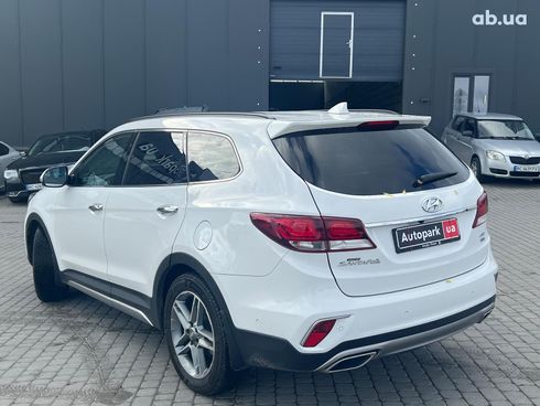 Hyundai Grand Santa Fe 2019 белый - фото 12