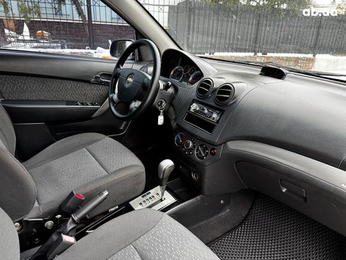 Chevrolet Aveo 2008 черный - фото 30