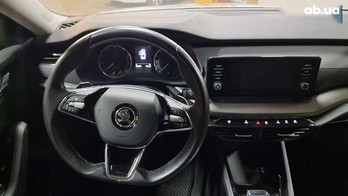 Skoda Octavia 2021 - фото 9