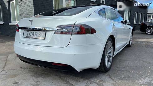 Tesla Model S 2019 - фото 28