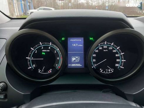 Toyota Land Cruiser Prado 2012 - фото 27