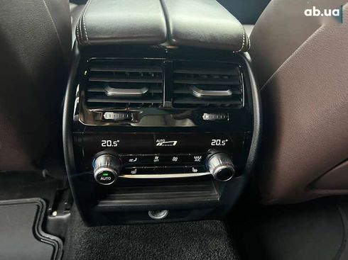 BMW 5 серия 2018 - фото 14