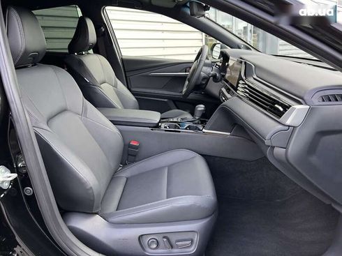 Toyota Camry 2024 - фото 18