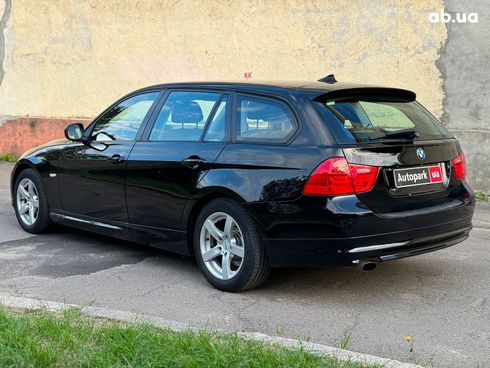 BMW 3 серия 2010 черный - фото 9