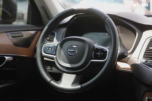 Volvo XC90 2018 - фото 15