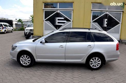 Skoda Octavia 2011 - фото 12