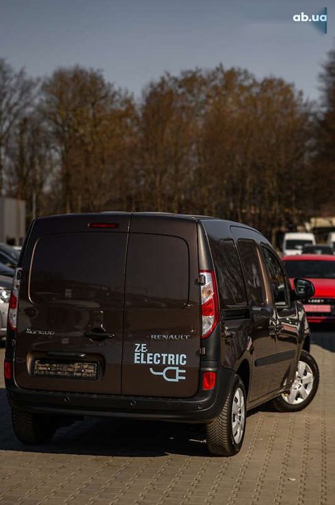 Renault Kangoo 2018 - фото 29