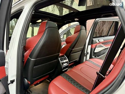 BMW X5 M 2021 - фото 27