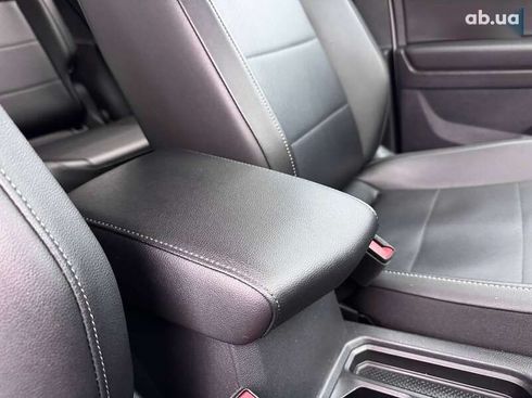 Volkswagen Tiguan 2018 - фото 25