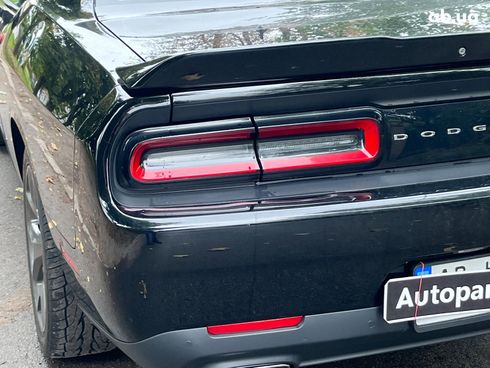 Dodge Challenger 2018 черный - фото 11