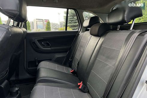 Skoda Fabia 2010 - фото 19