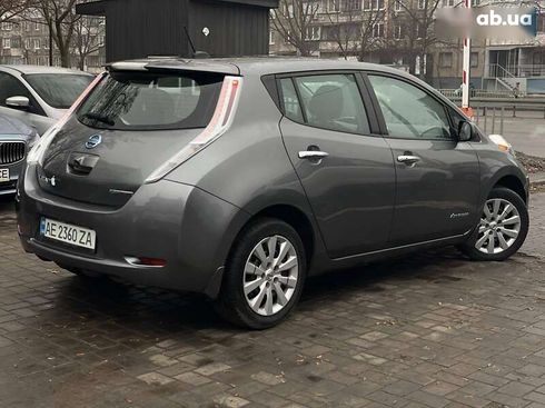 Nissan Leaf 2017 - фото 4