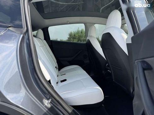 Tesla Model Y 2022 - фото 30